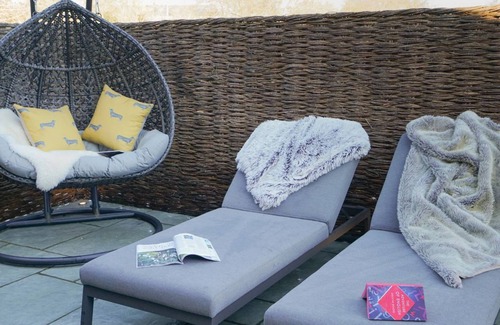 Woodbridge House | 1 bedroom accommodation in Bredfield, Woodbridge