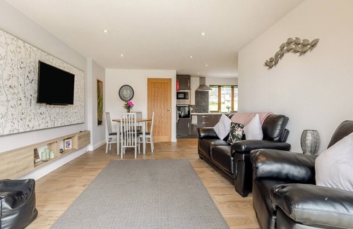 Axminster Cottage | 1 bedroom accommodation in Tytherleigh, near Axminster