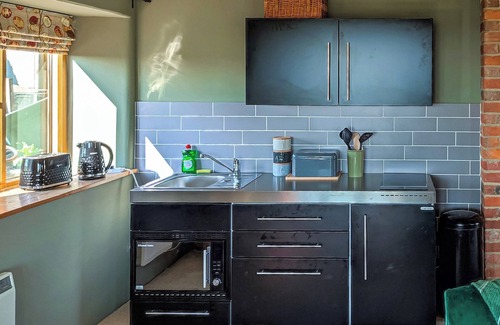 Wincanton Cottage | 1 bedroom accommodation in Cucklington, near Wincanton