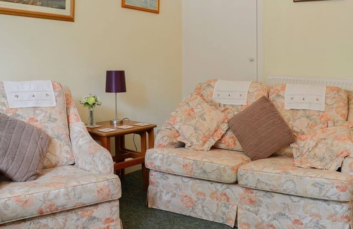 Quenington Cottage | 1 bedroom accommodation in Hatherop