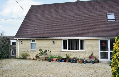 Fairford Cottage | 1 bedroom accommodation in Fairford, near Cirencester