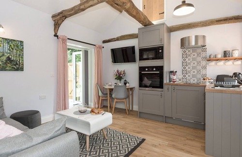 Brampton Cottage | 1 bedroom accommodation in Oxnead, near Norwich