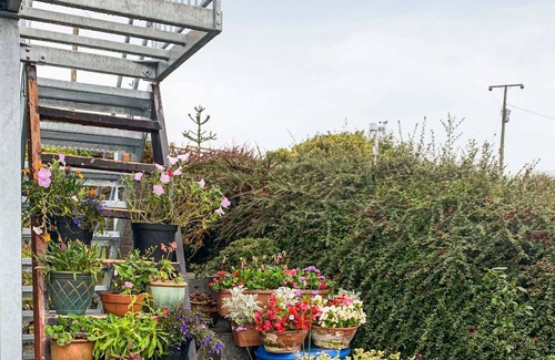 Goodwick Cottage | 1 bedroom accommodation in Pencaer