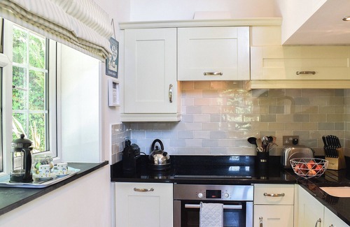 Bodmin Cottage | 1 bedroom accommodation in Polbrock, Washaway