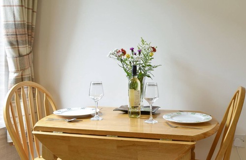 Huntly Cottage | 1 bedroom accommodation in Lumsden, near Alford