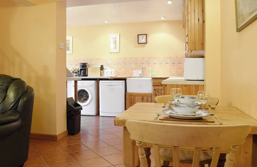 Leek Cottage | 1 bedroom accommodation in Onecote