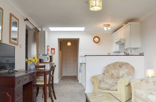 Apse Heath Cottage | 1 bedroom accommodation in Apse Heath, near Shanklin