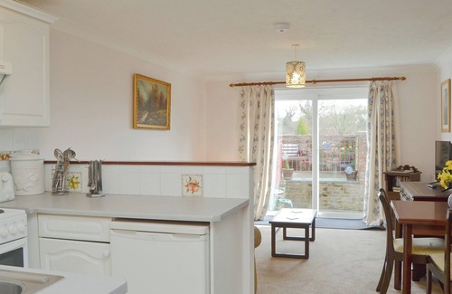 Apse Heath Cottage | 1 bedroom accommodation in Apse Heath, near Shanklin