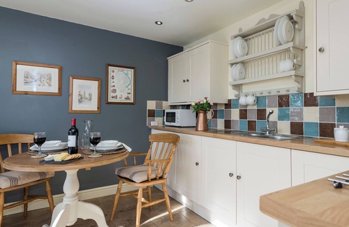 Louth Cottage | 1 bedroom accommodation in South Elkington, near Louth