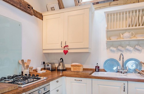 Fairlight Cottage | 1 bedroom accommodation in Pett