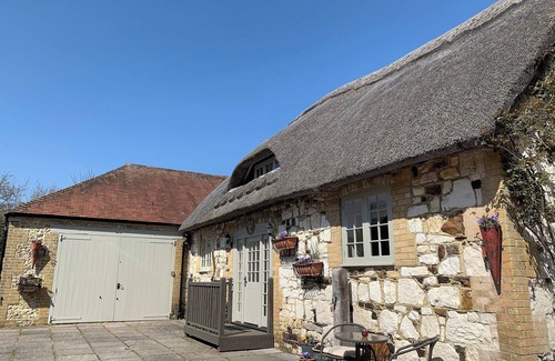 Brighstone Cottage | 1 bedroom accommodation in Brighstone, near Yarmouth