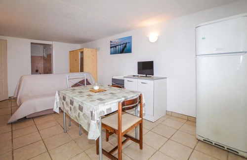 Coti-Chiavari House | 1 bedroom amazing home in Coti Chiavari