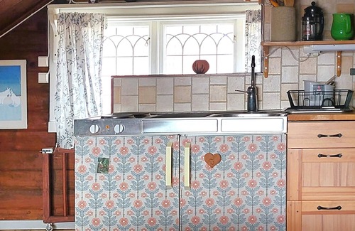 Leksand House | 1 bedroom amazing home in Leksand