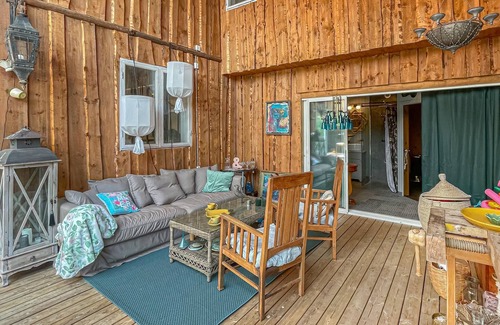 Seglora House | 1 bedroom amazing home in Seglora