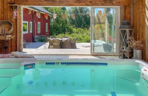 Seglora House | 1 bedroom amazing home in Seglora