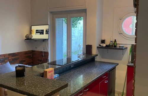 Neuilly-sur-Seine Apartment | 1 Bedroom Apartment in Neuilly-sur-Seine