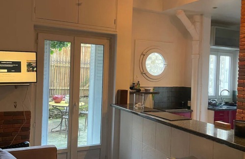 Neuilly-sur-Seine Apartment | 1 Bedroom Apartment in Neuilly-sur-Seine