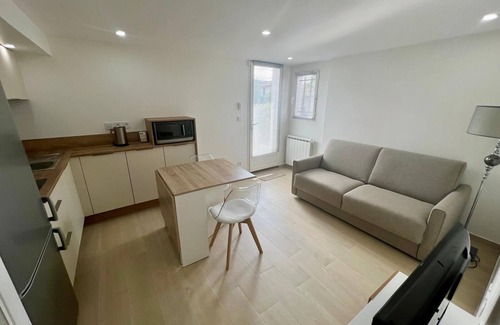 Mouans-Sartoux Apartment | 1 Bedroom Apartment in Mouans-Sartoux
