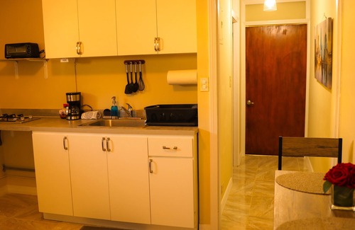 Road Town Apartment | 1 Bedroom Apartment