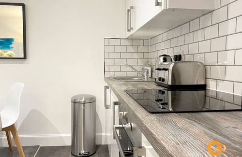 Glenisla Apartment | 1 Bedroom Apartment by Central Serviced Aaprtments