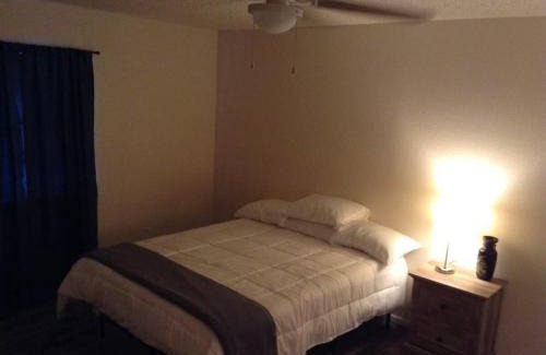 Lawton Apartment | 1 Bedroom Apartment for you! Next to Fort Sill