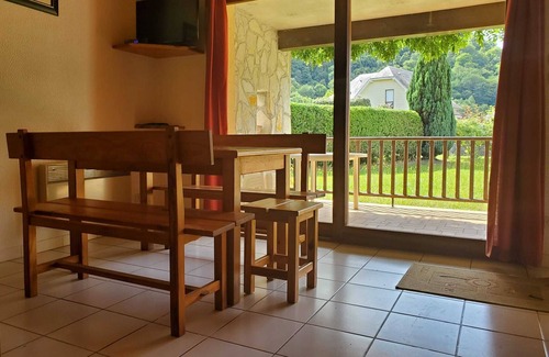 Aste-Beon Apartment | 1-bedroom apartment in a mountain chalet, sleeps up to 4 people