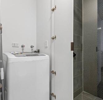 Heidelberg Heights Apartment | 1 Bedroom Apartment in Ivanhoe