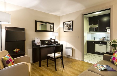 Quartier Saint-Ambroise Apartment | 1 Bedroom Apartment in the heart of République