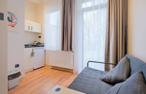 Beyoglu Apartment | 1 bedroom apartment in enchanting Beyoğlu with AC, WiFi