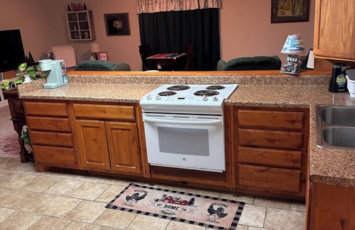 Nowata Apartment | 1 Bedroom apartment nCharming home in Nowata with WiFi nPrivate pull in garage