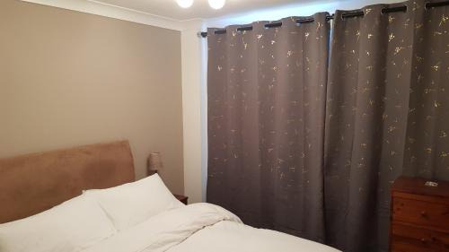 Queenhithe Apartment | 1 Bedroom Apartment on The Riverbank Near St Paul's