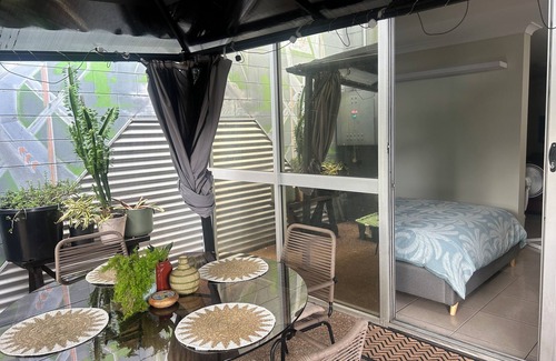 Portsmith Apartment | 1 Bedroom Apartment, Private Courtyard.