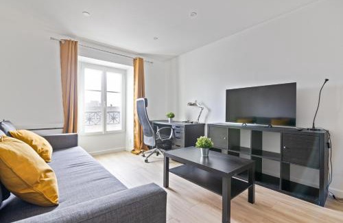 Jardin des plantes Apartment | 1 Bedroom Apartment Quartier Austerlitz Free Netflix