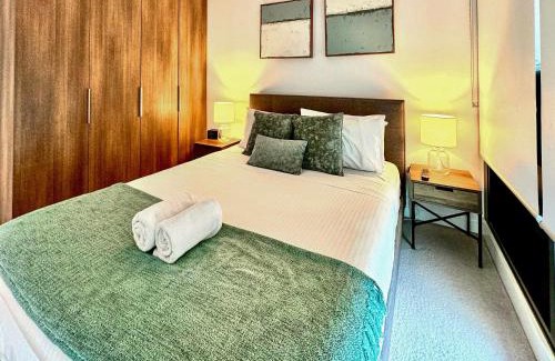 Williamstown Apartment | 1 Bedroom Apartment With Parking Close To Beach