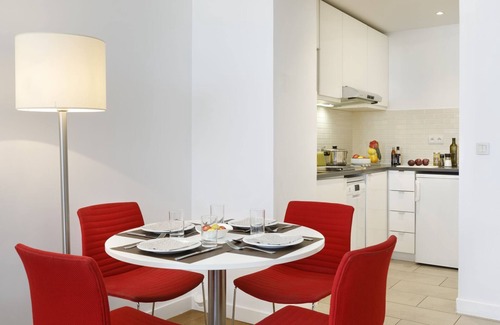 Necker Apartment | 1 Bedroom Apartment With Aircon In Montparnasse