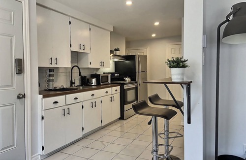 Hull Apartment | 1-Bedroom apt only 5 min from Downtown Ottawa