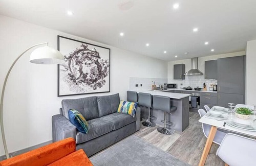 Preston Apartment | 1 Bedroom Apt Winkley Square