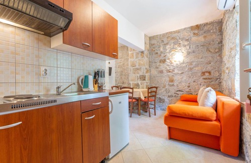 Kucice Apartment | 1 bedroom awesome apartment in Svinisce