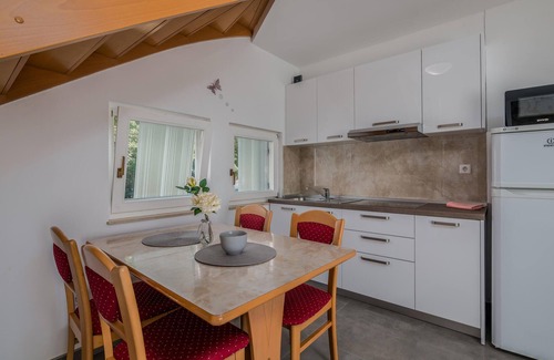 Baska Apartment | 1 bedroom awesome apartment in Baska