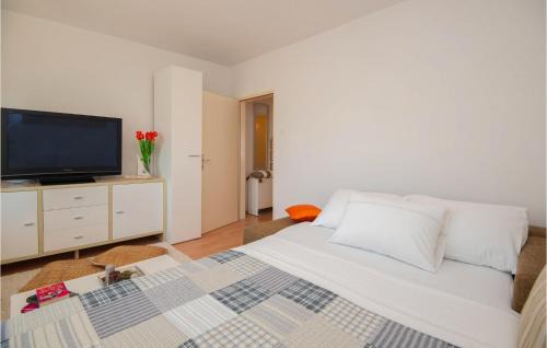 Sibenik Apartment | 1 Bedroom Awesome Apartment In Sibenik