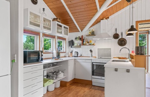 Frederikssund Municipality House | 1 bedroom awesome home in Jægerspris