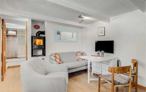 Svaneke House | 1 Bedroom Awesome Home In Svaneke