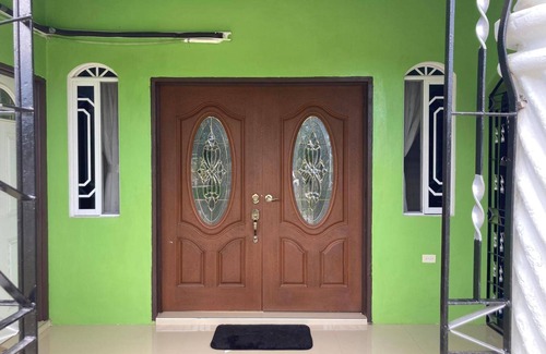 Porus House | 1 Bedroom Blissful Retreat - A/C & Private Garden