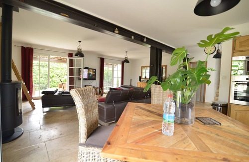 Saint-Victor-la-Coste Bed & Breakfast | 1 Bedroom Bed & breakfast in ST VICTOR LA COSTE