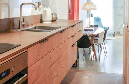 Enkhuizen House | 1 bedroom beach front home in Enkhuizen