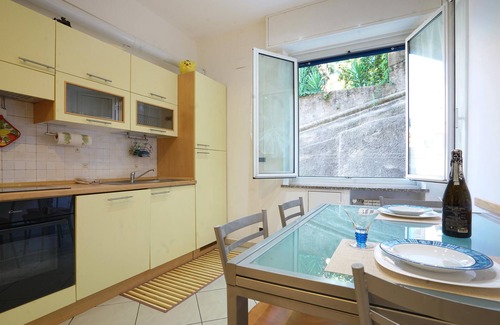 Bolzaneto Apartment | 1 bedroom beautiful apartment in Genova