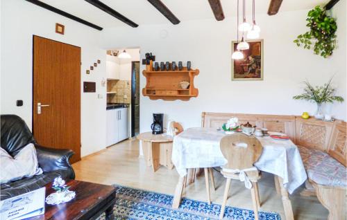 Arrach Apartment | 1 Bedroom Beautiful Apartment In Arrach