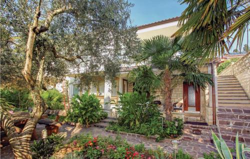 Piran Apartment | 1 Bedroom Beautiful Apartment In Lucija