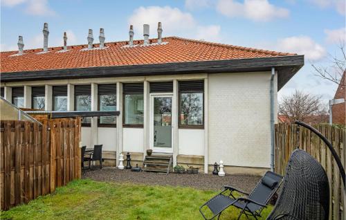 Ronne Apartment | 1 Bedroom Beautiful Home In Rønne