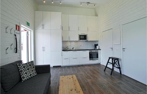 Kosta House | 1 Bedroom Beautiful Home In Kosta
